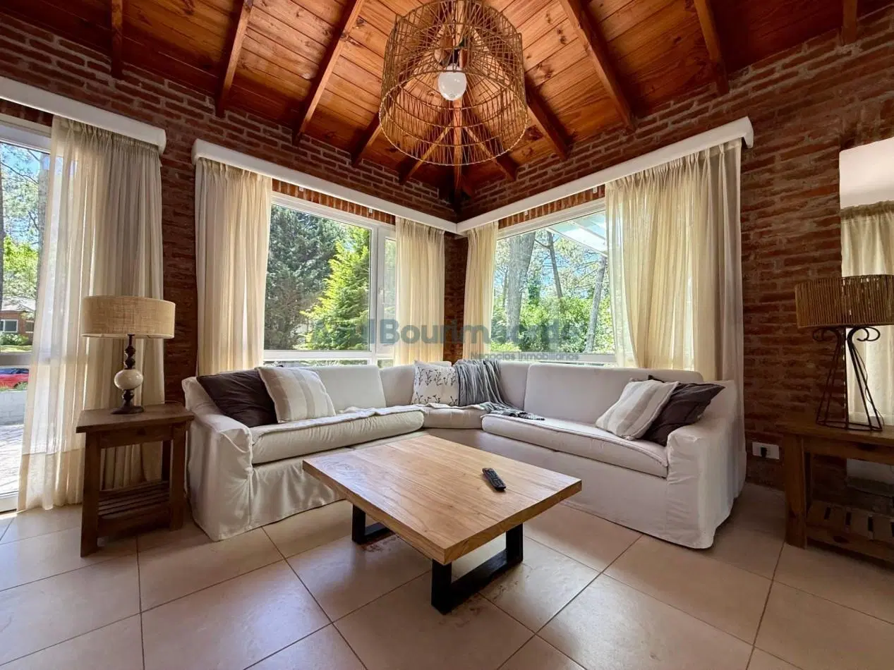 VENTA CASA EN CARILO- Ref 2037 4