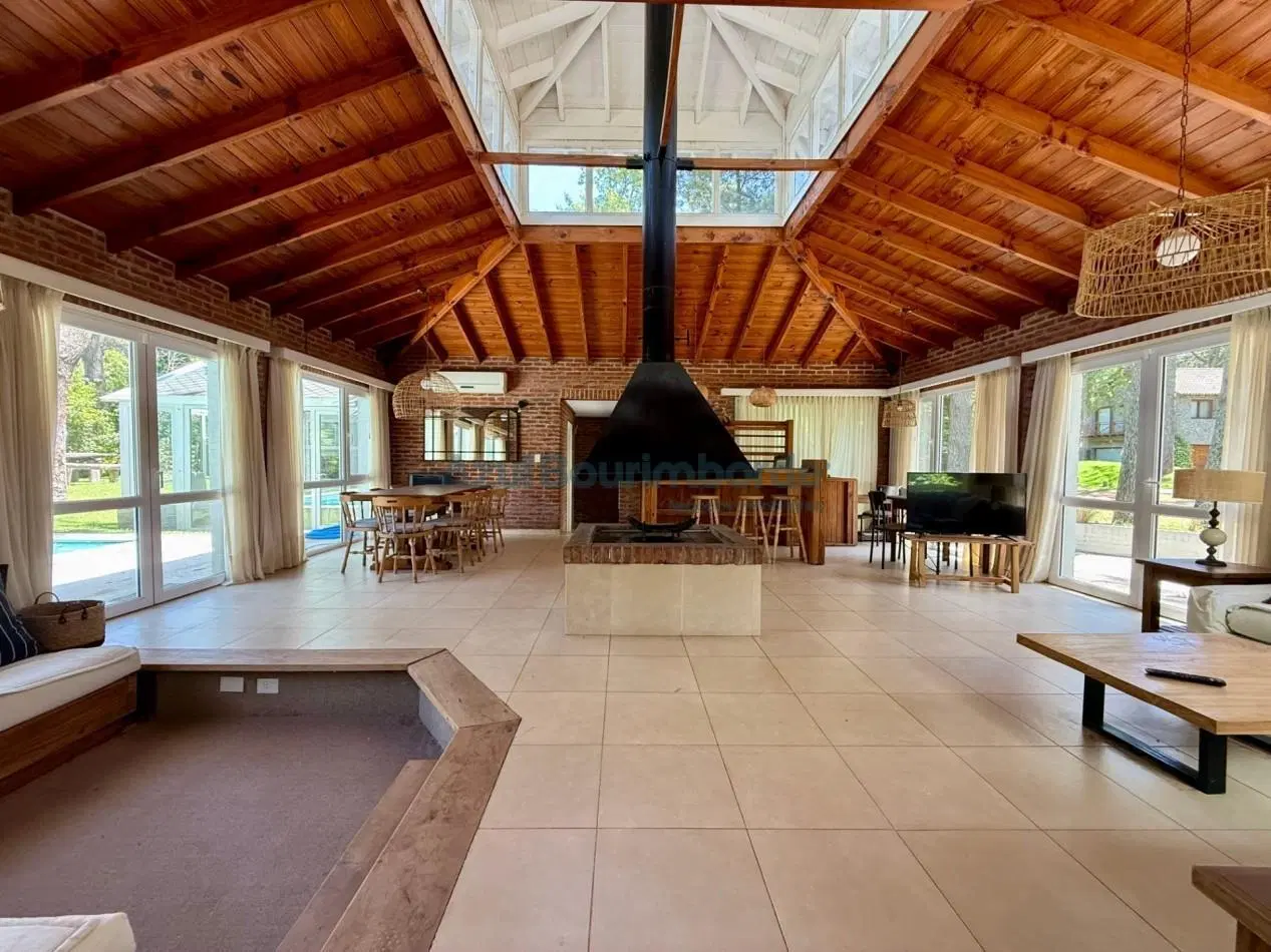 VENTA CASA EN CARILO- Ref 2037 3