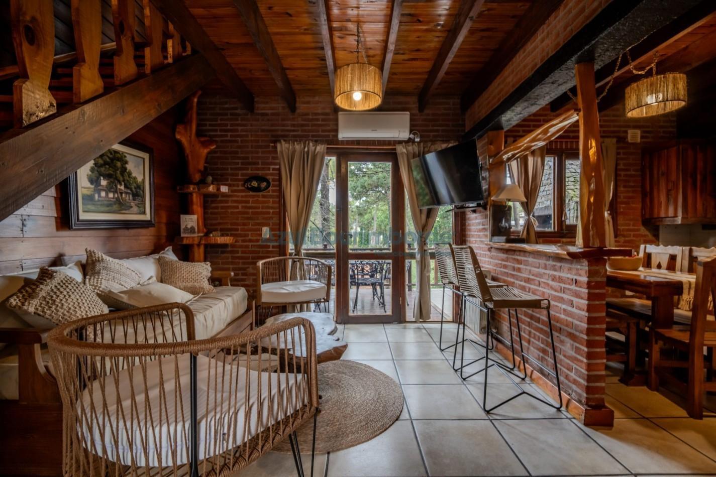 Foto de ALQUILER CABAÑA EN CARILO- Ref 4026, imagen 2