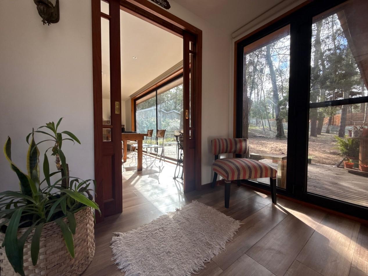 Foto de CASA EN VENTA 4 AMBIENTES EN CARILO, imagen 4