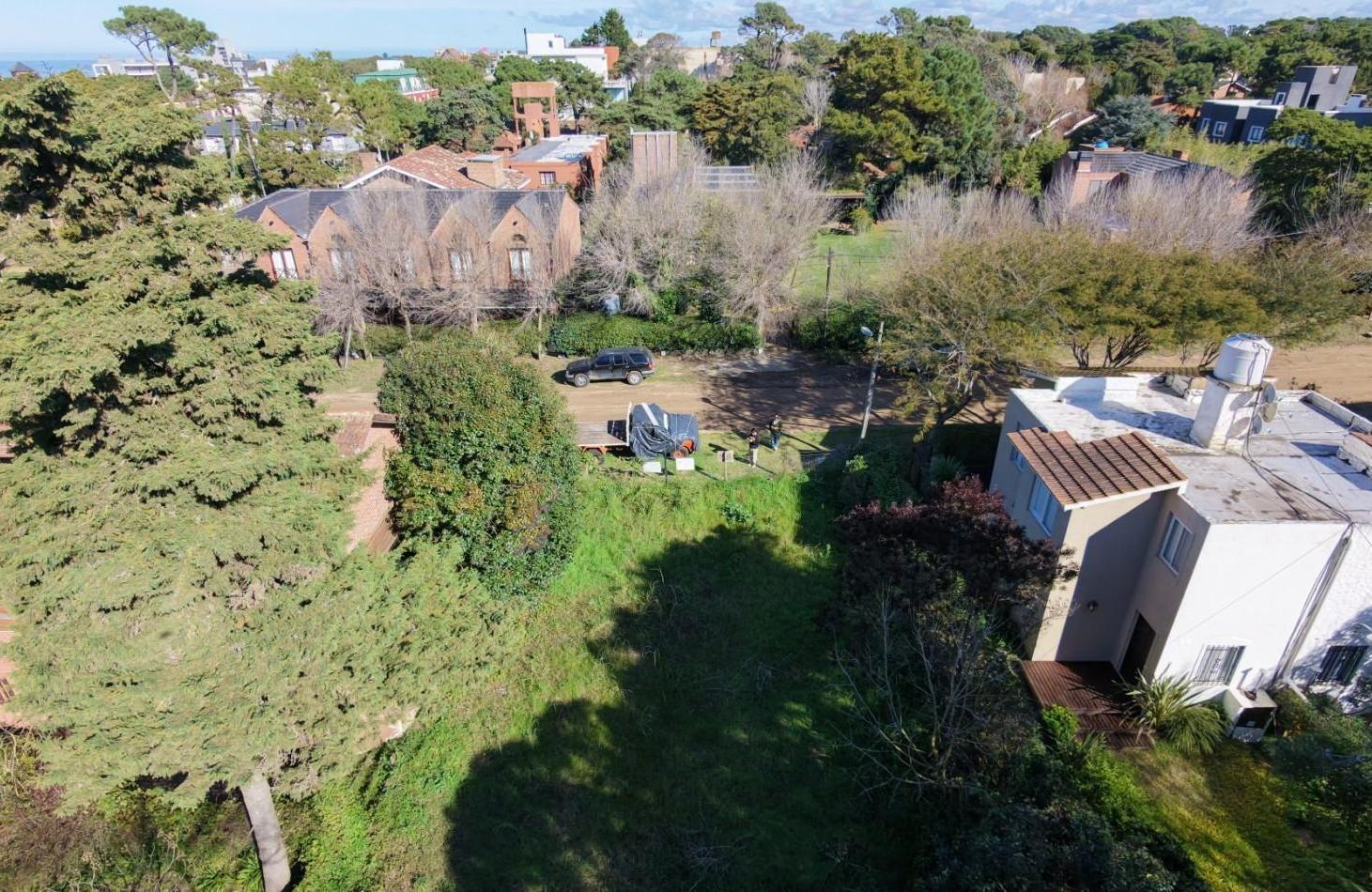 Foto de HERMOSO LOTE MULTIFAMILIAR EN VALERIA DEL MAR, imagen 3