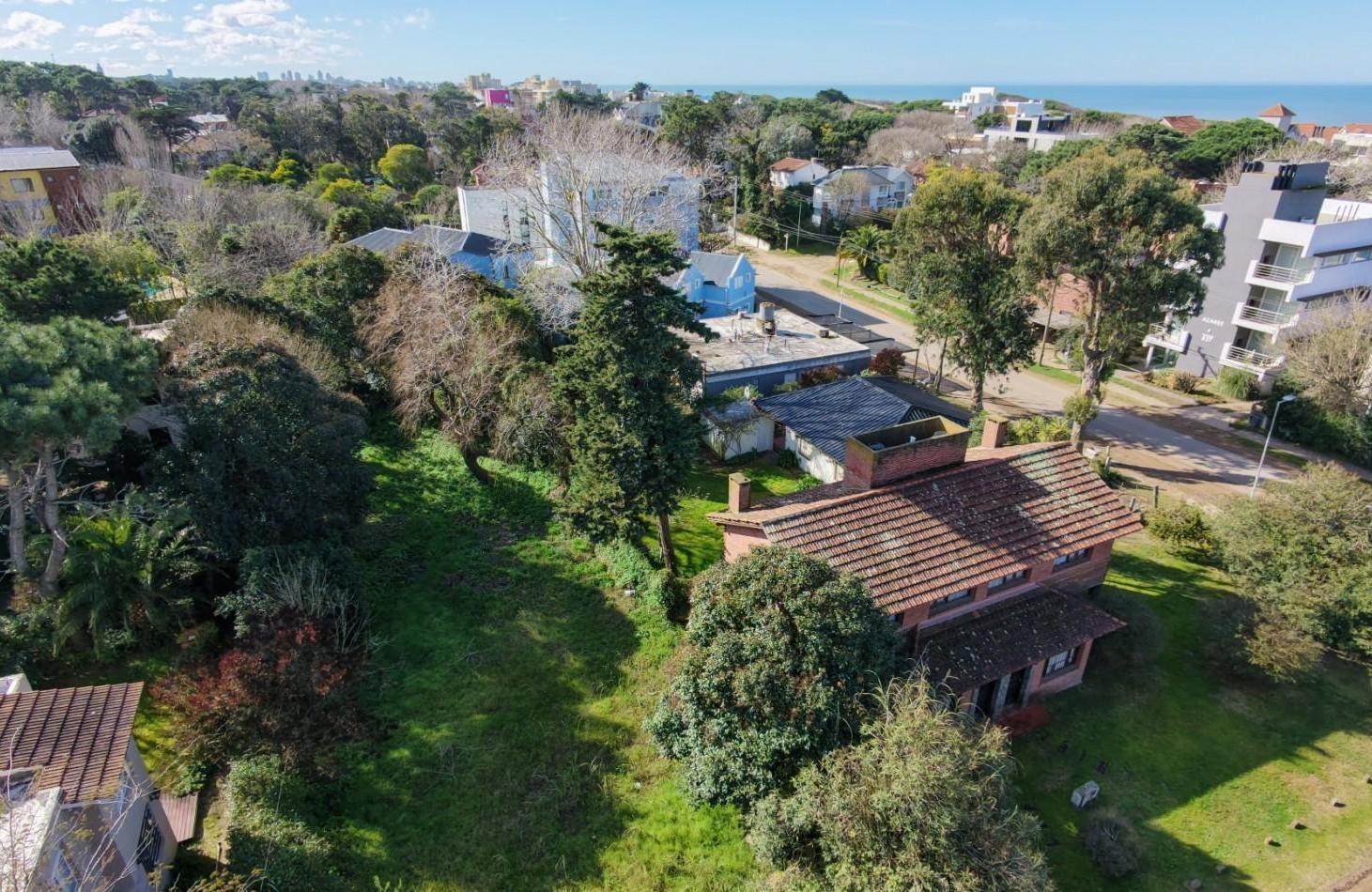 Foto de HERMOSO LOTE MULTIFAMILIAR EN VALERIA DEL MAR, imagen 1