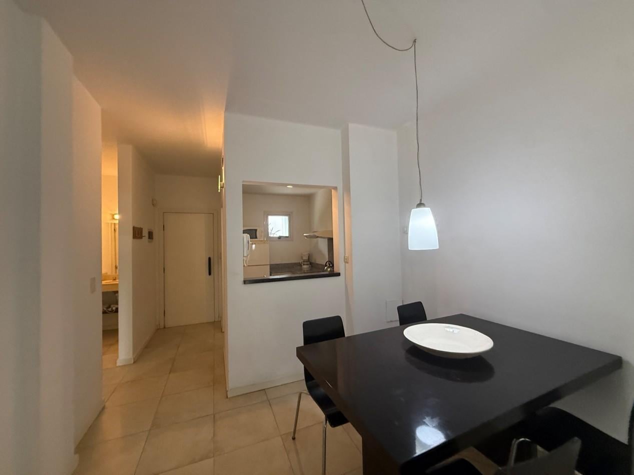 Foto de DEPARTAMENTO DOS AMBIENTES A UNA CUADRA DEL MAR EN CARILO, imagen 3
