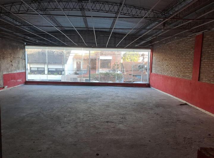 Local Centro Berazategui 13 Y 150 Unico /2 Pisos /580 M2/pegado Al Nuevo Super J 3