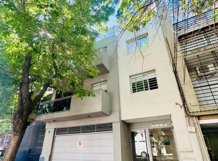 VENTA DEPARTAMENTO DE 3 AMBIENTES C/ COCHERA Y TERRAZA PROPIA. 3