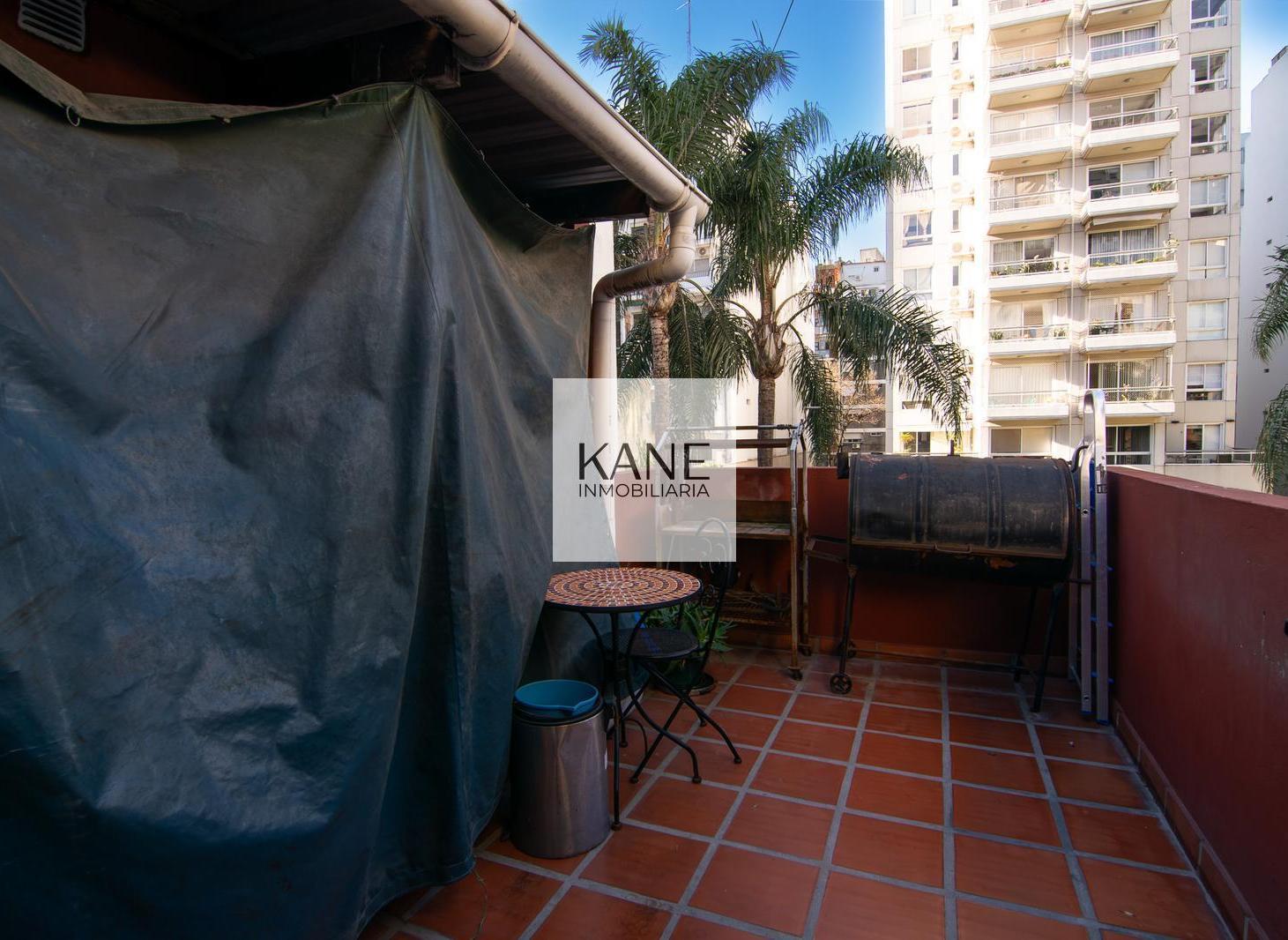 Foto de VENTA PH 3 AMBIENTES C/ TERRAZA PROPIA EN RECOLETA., imagen 2