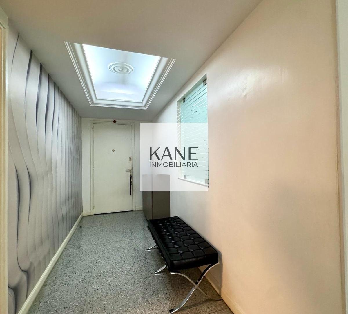 Foto de VENTA DEPARTAMENTO 4 AMBIENTES C/ COCHERA Y BAULERA. APTO CRÉDITO!!, imagen 1