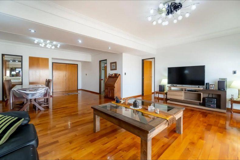 Foto de Venta de Departamento 5 AMBIENTES en Caseros, imagen 2