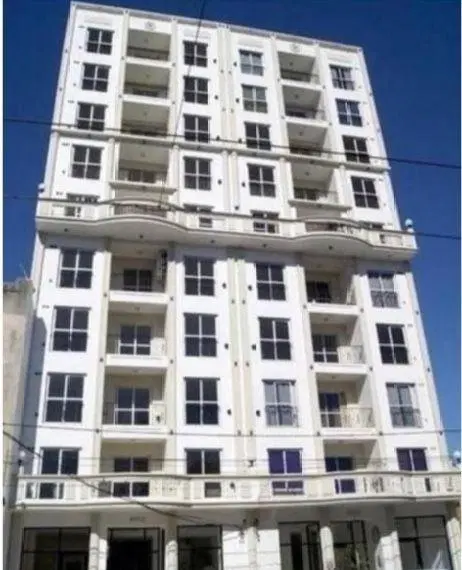 Venta de Departamento monoambiente en Caseros, con amenities 5