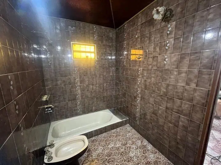 Venta Casa 4 ambientes con cochera y parque, Villa Sarmiento 5