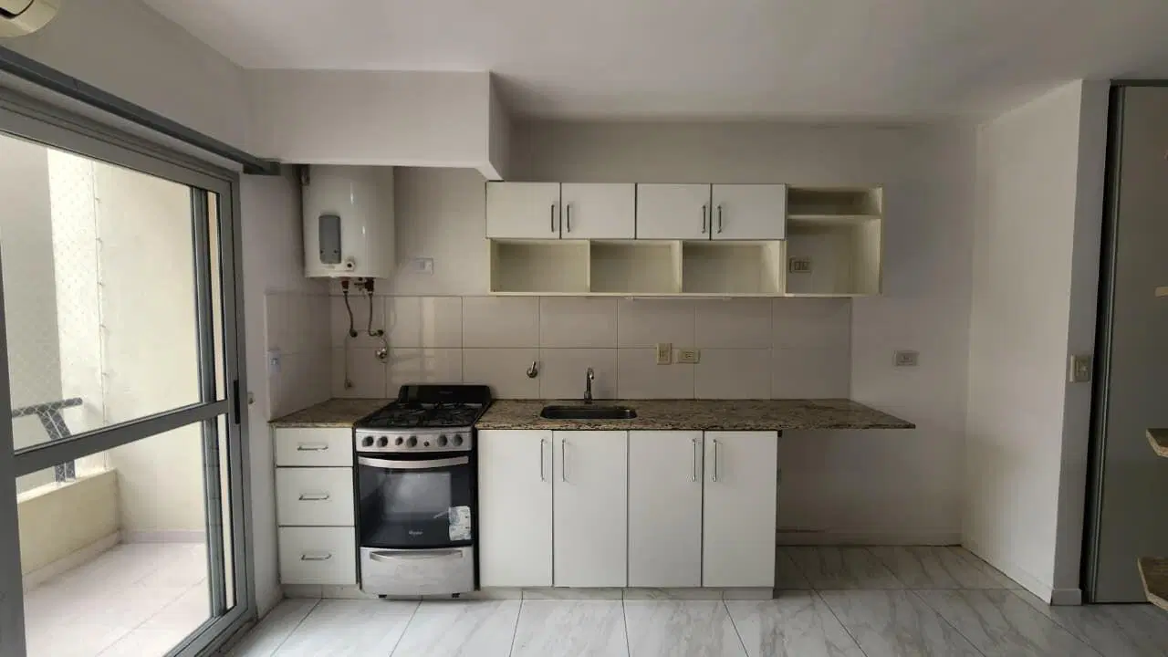 Alquiler de Monoambiente en Caseros, Tres de Febrero 3