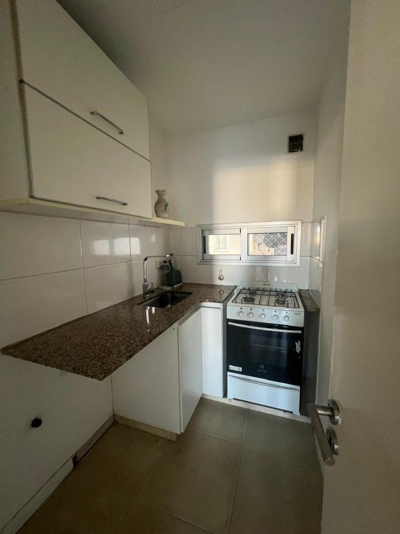 Foto de Alquiler de Departamento Monoambiente en Caseros Centro, imagen 3
