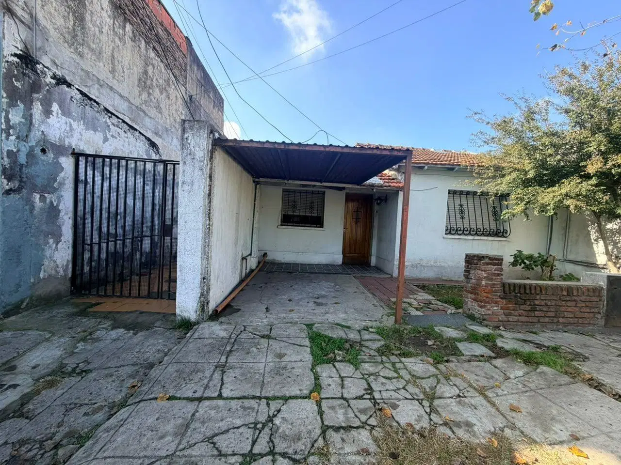 VENTA DE TRES DEPARTAMENTO EN BLOCK DE 2 AMBIENTES EN CASEROS IDEAL INVERSOR 2