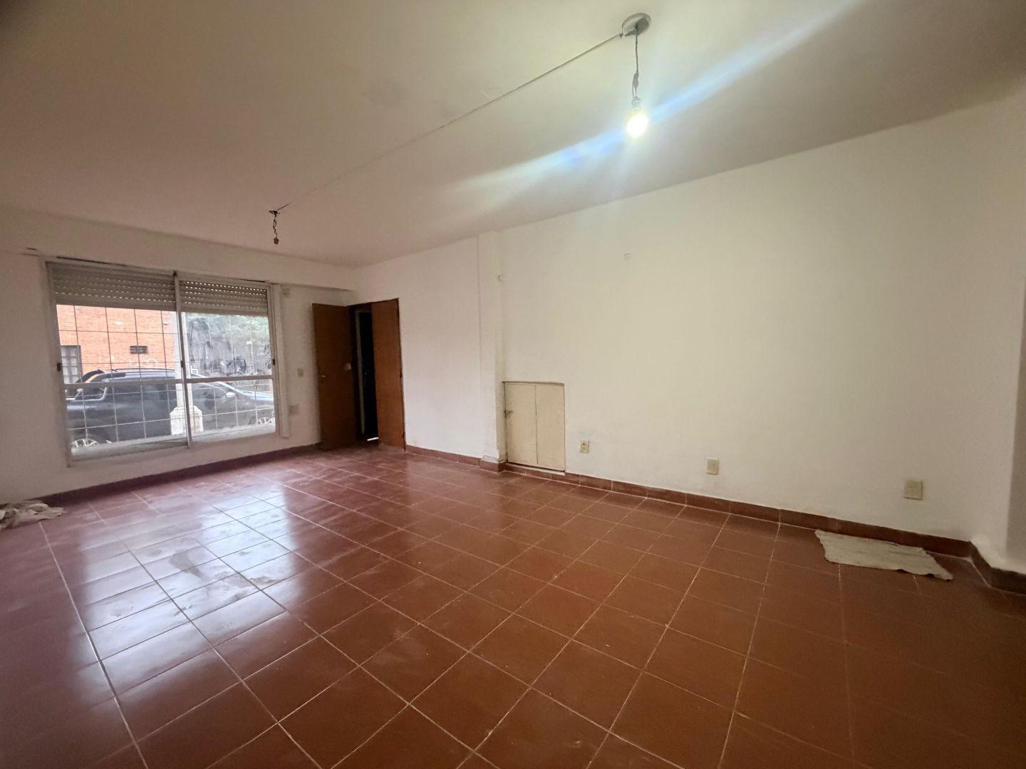 Foto de Alquiler de Departamento 2 Ambientes en Santos Lugares, Tres de Febrero, imagen 2