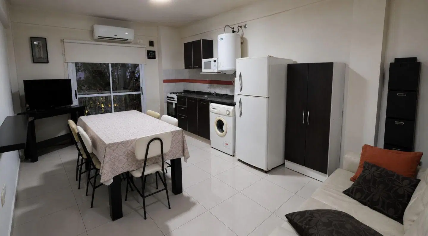VENTA Departamento 2 Ambientes en el Centro de Caseros 3