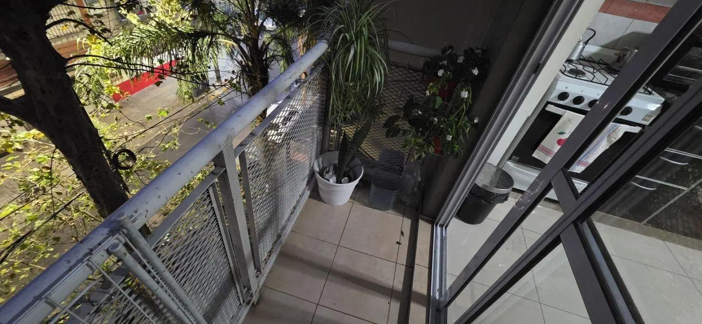 Venta de departamento 2 Ambientes c/ cochera en el Centro de Caseros 7