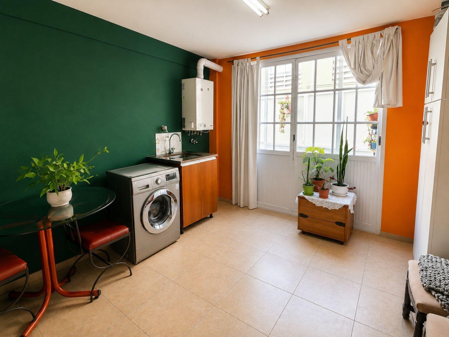 Foto de Venta de Casa 3 Ambientes con cochera en Villa Pueyrredón, Capital, imagen 1