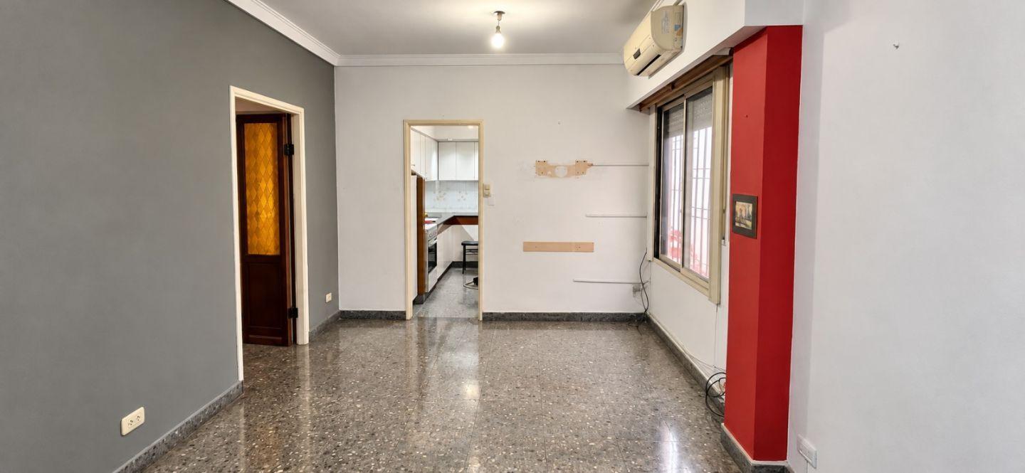 Foto de ALQUILER CASA 4 AMBIENTES CON COCHERA PARA 2 AUTOS Y TERRAZA - CENTRO, imagen 3