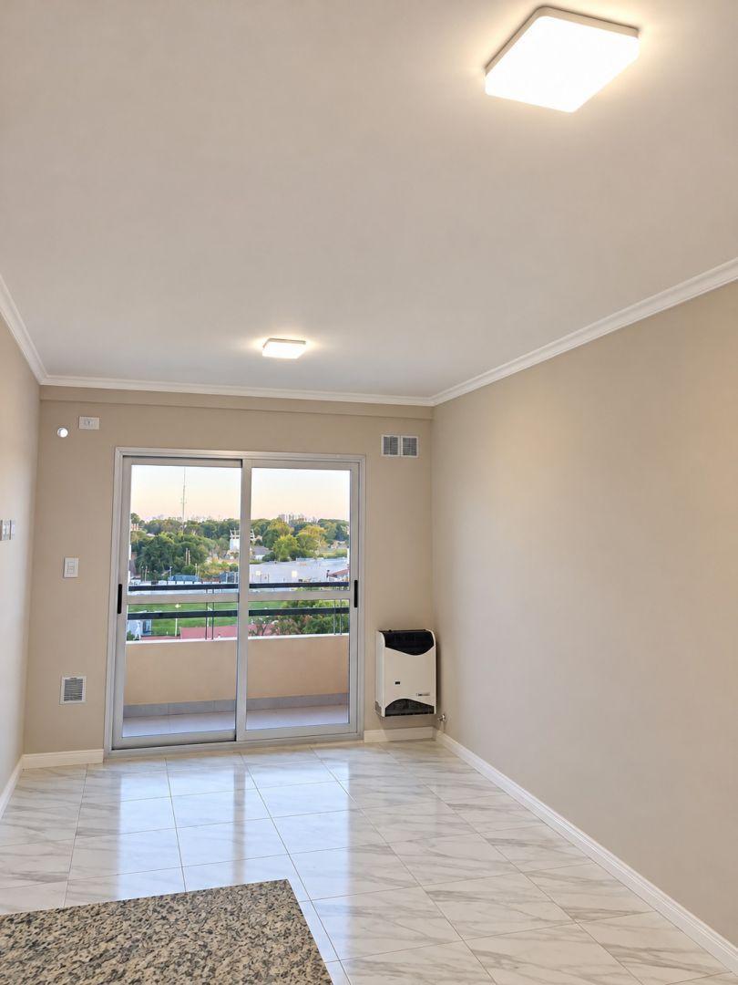 Alquiler de Departamento 2 Ambientes en Caseros, Tres de Febrero