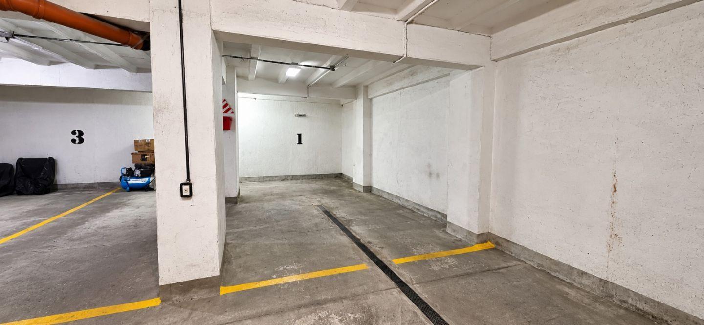 Foto de VENTA COCHERA CUBIERTA EN PLENO CENTRO DE CASEROS, imagen 3