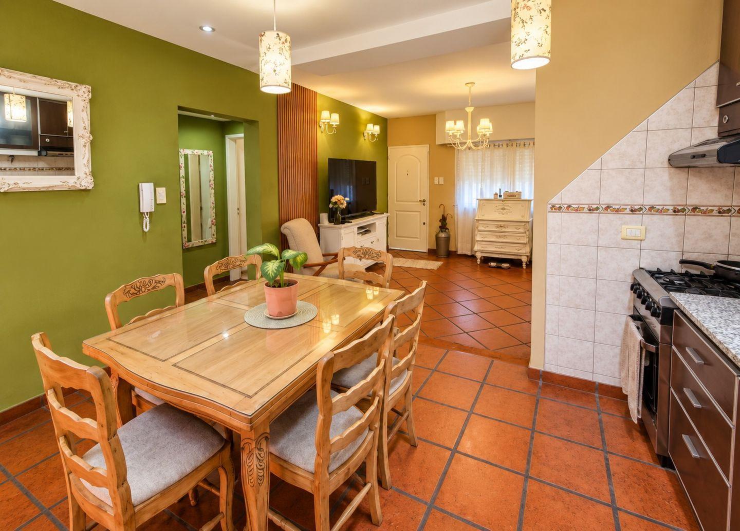 Venta Casa 3 amb con Garage, Patio, Jardín y Terraza Caseros, Tres de ...