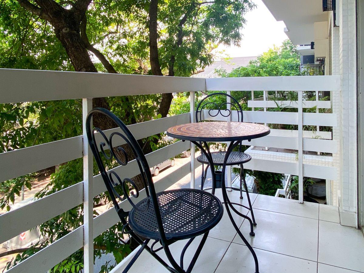 Foto de VENTA Departamento 2 Ambientes con Balcón Al Frente en Las Cañitas, imagen 2