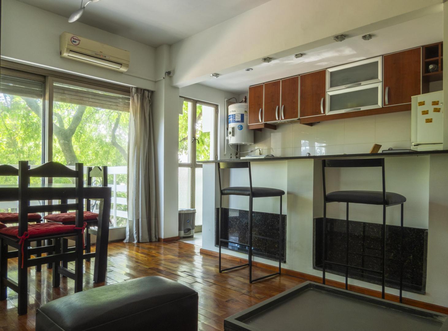 Foto de VENTA Departamento 2 Ambientes con Balcón Al Frente en Las Cañitas, imagen 3