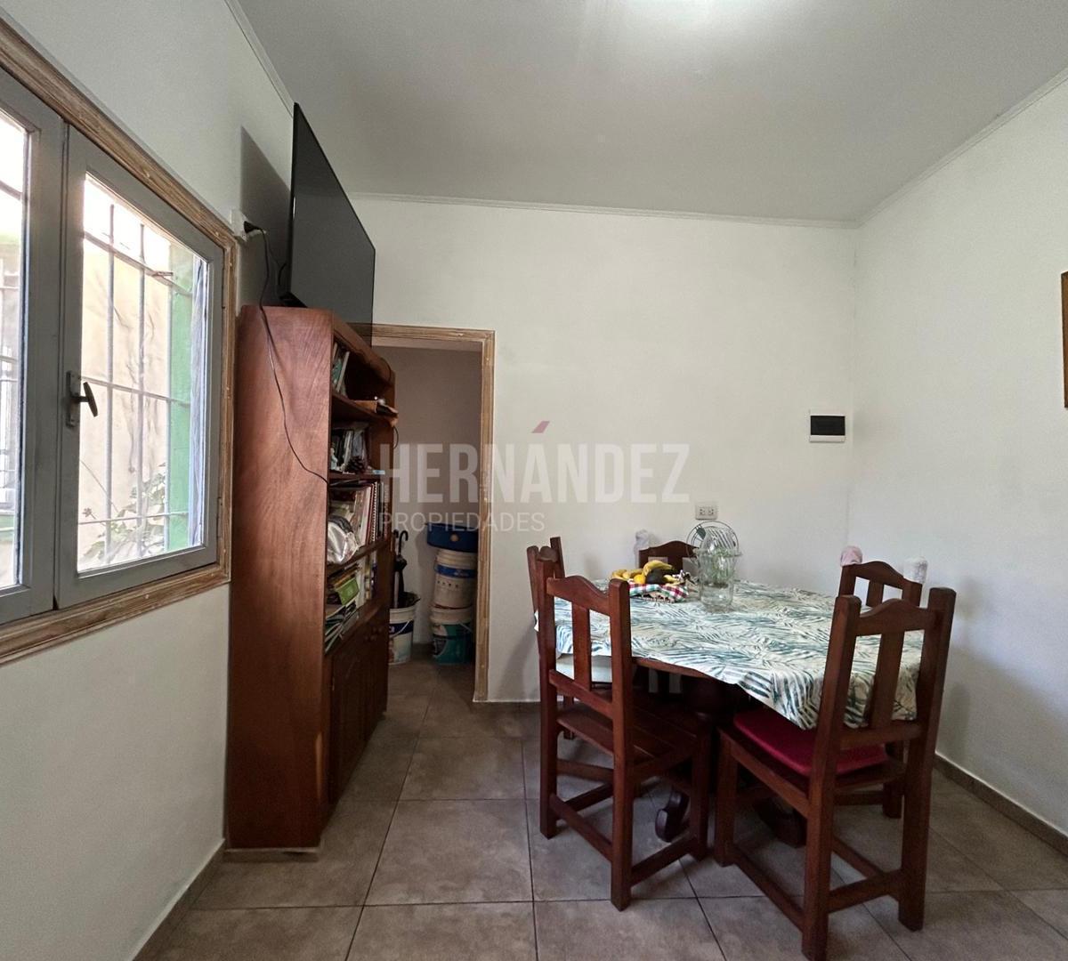 Foto de DEPARTAMENTO 3 AMBIENTES, PATIO Y GALERIA CON PARRILLA, imagen 4