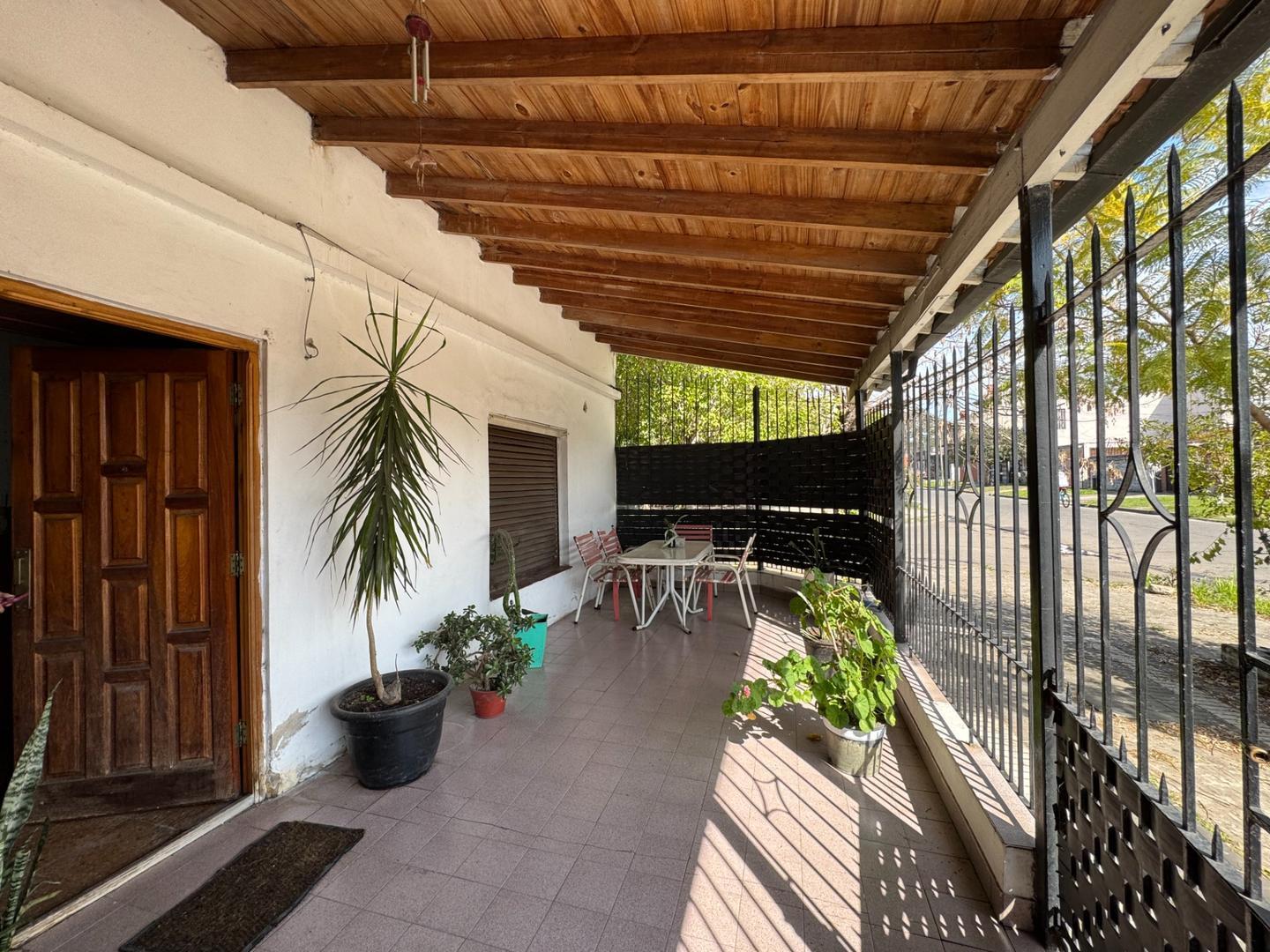 Foto de CASA 3 AMBIENTES CON COCHERA PATIO Y TERRAZA, imagen 4