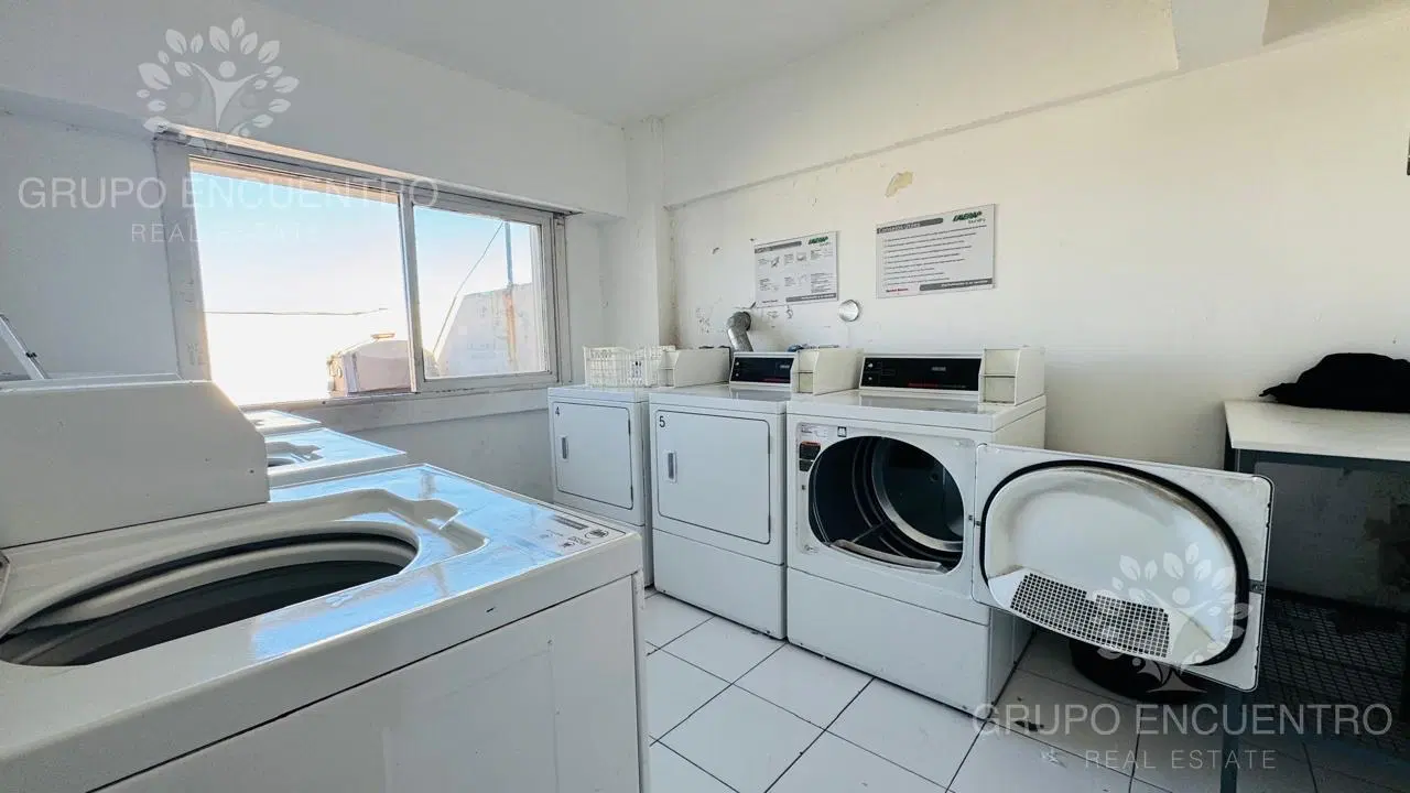 Departamento con balcón| Gran vista abierta| Inversión | Primera vivienda 5