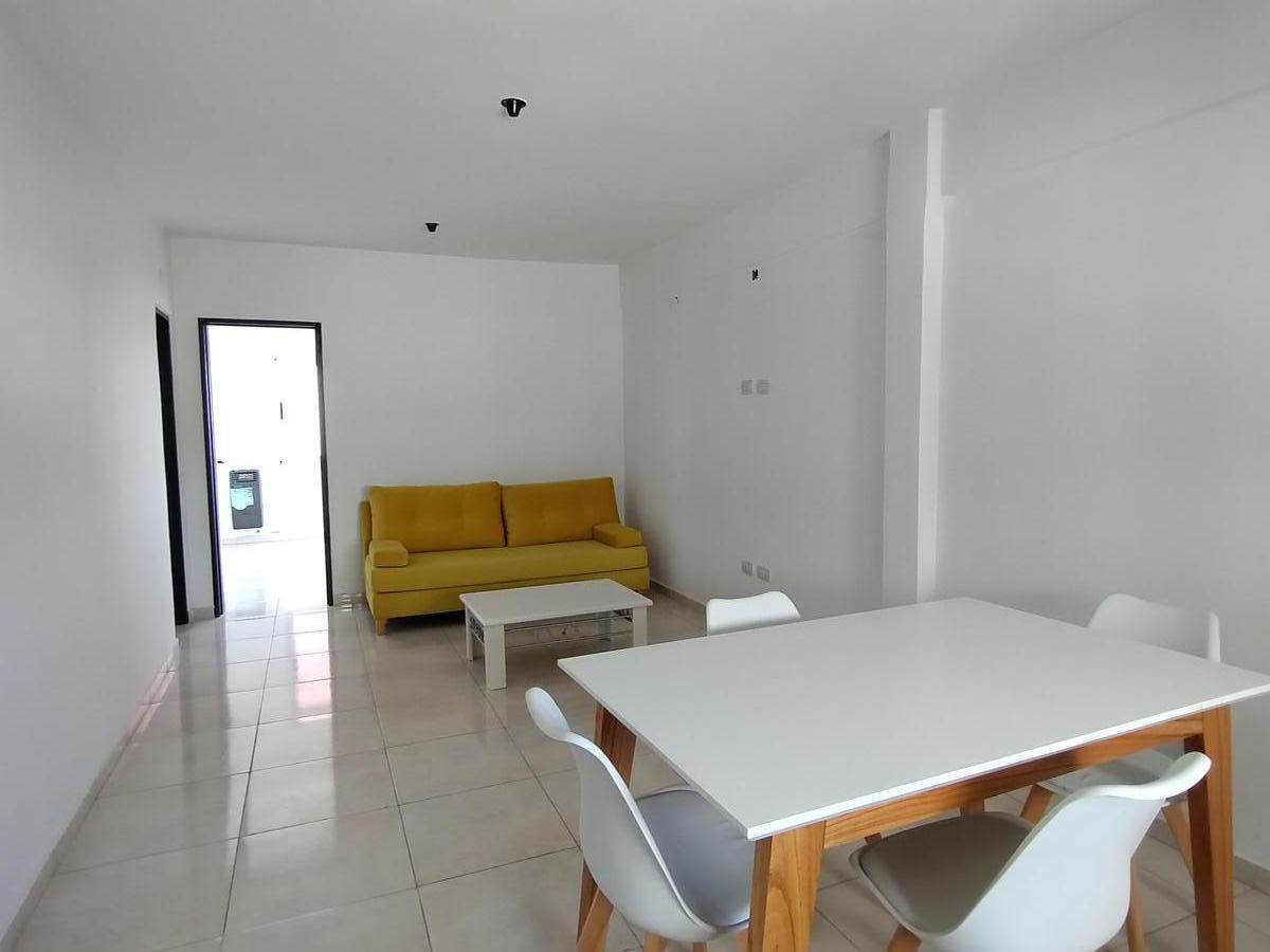 Monoambientes con División en Venta Interno Centro de Berazategui Edificio Bolívar 2