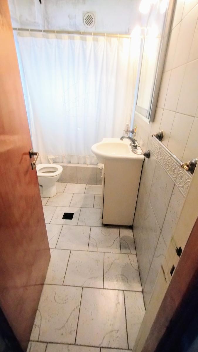 Departamento de 3 Ambientes en Primer Piso Interno con Patio Apto Credito 2