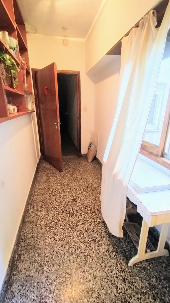 Departamento de 3 Ambientes en Primer Piso Interno con Patio Apto Credito 4