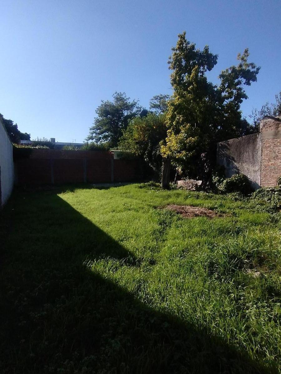 Casa en Venta Berazategui Oeste a reciclar