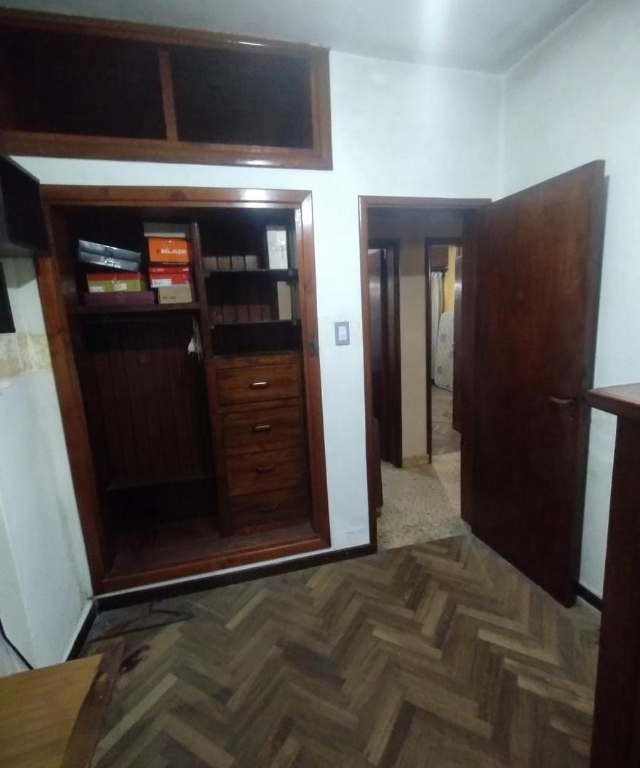 Foto de Casa tres ambientes con cochera parque piscina Ezpeleta Oeste, imagen 5