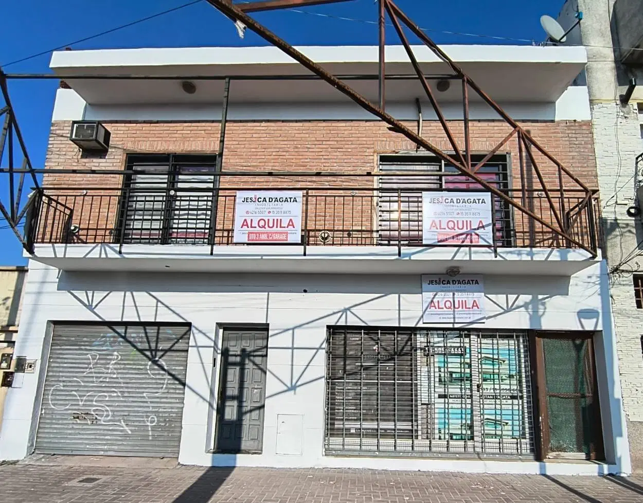 Departamento Planta Alta 4 ambientes con cochera y terraza 1