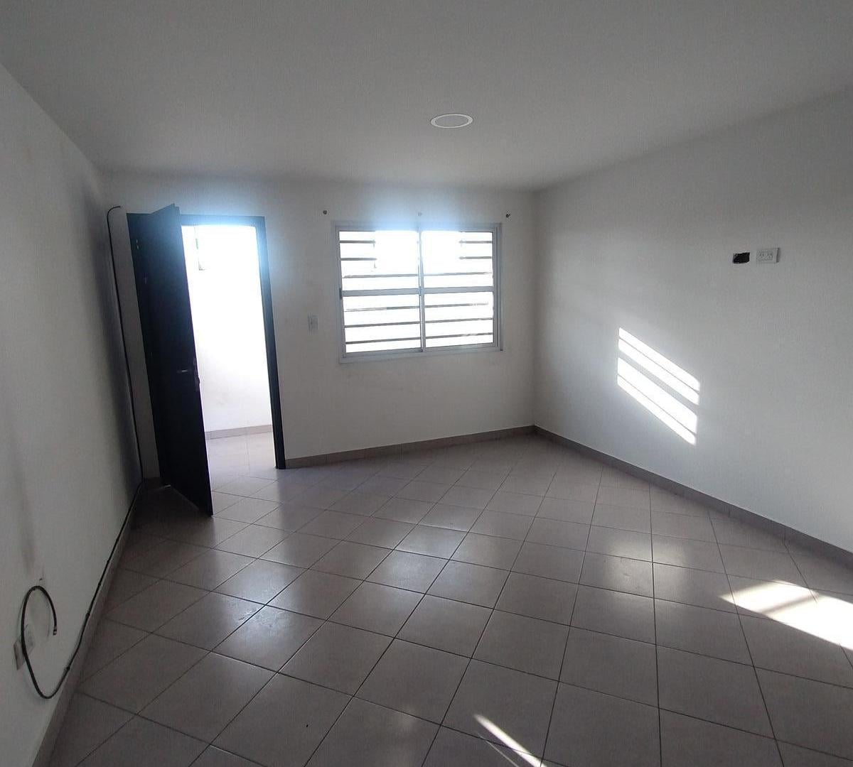 Foto de Departamento dos ambientes Berazategui Oeste, imagen 2
