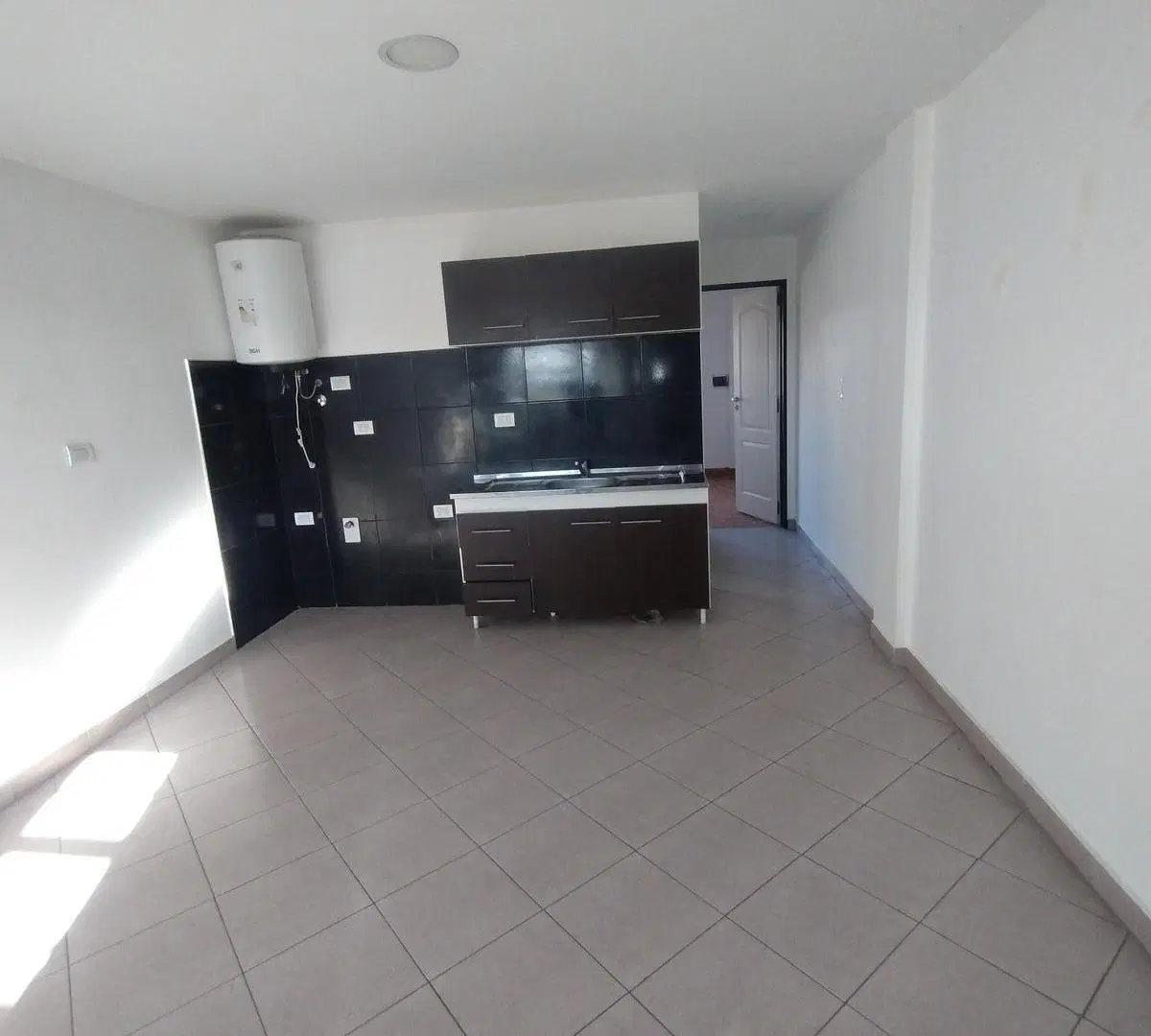 Departamento dos ambientes Berazategui Oeste 3