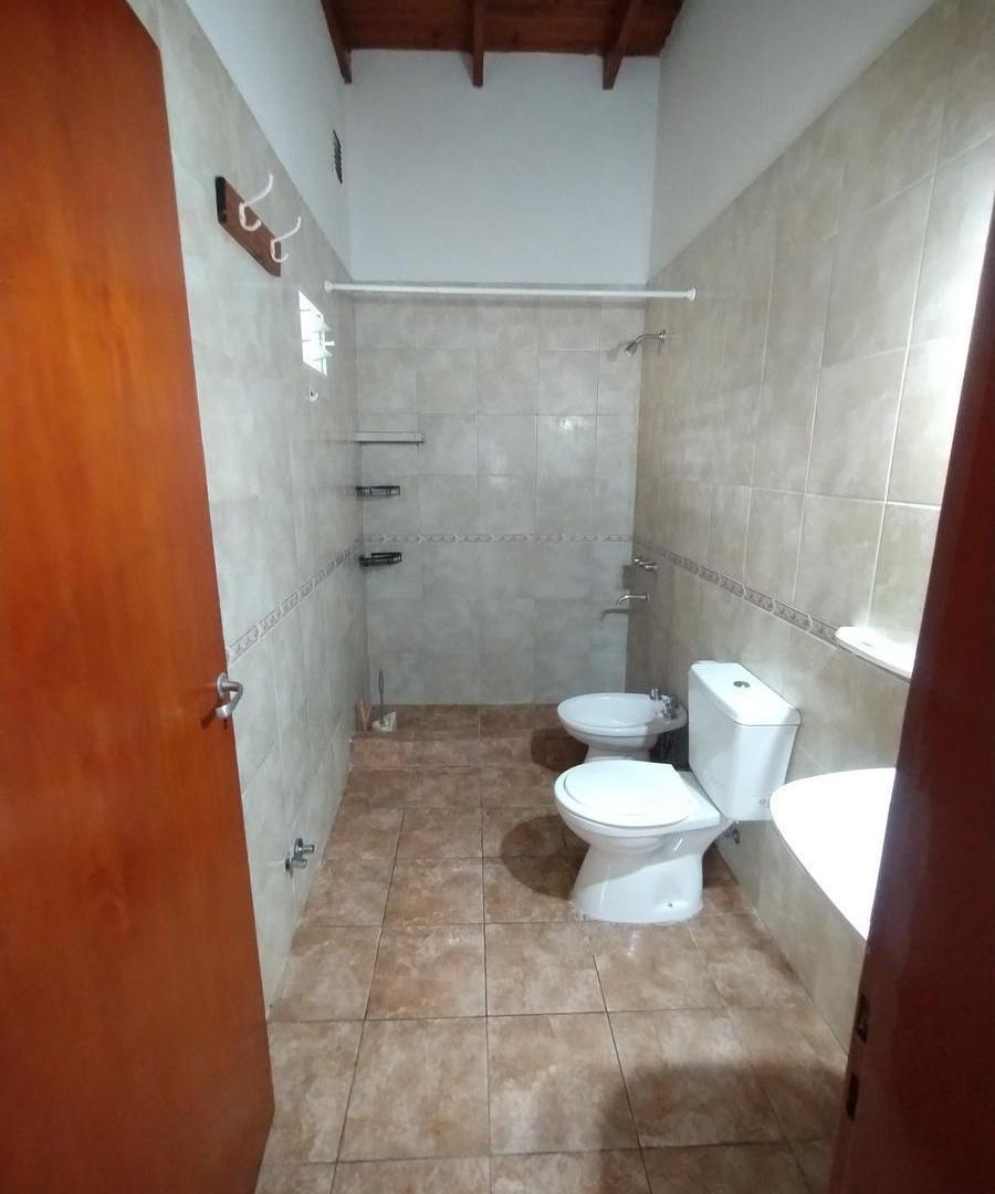 Foto de Departamento dos ambientes y entrada de auto Berazategui Centro, imagen 3