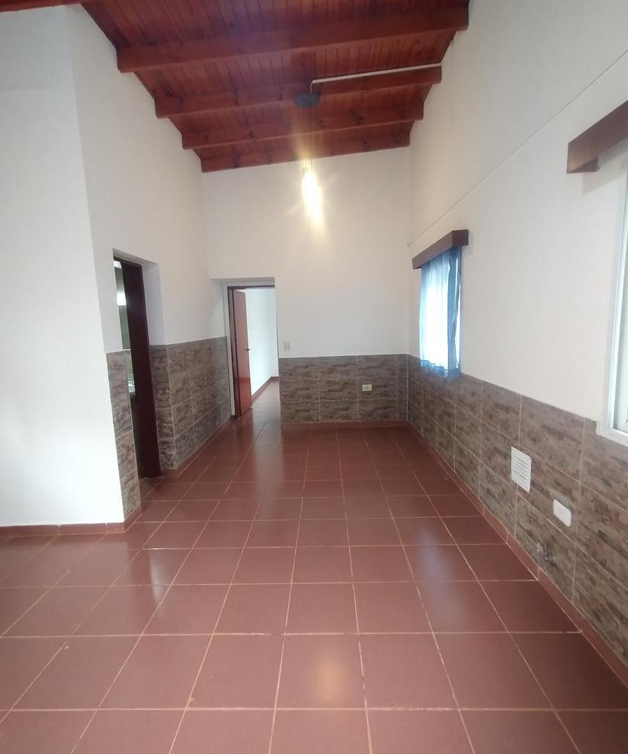 Foto de Departamento dos ambientes y entrada de auto Berazategui Centro, imagen 1