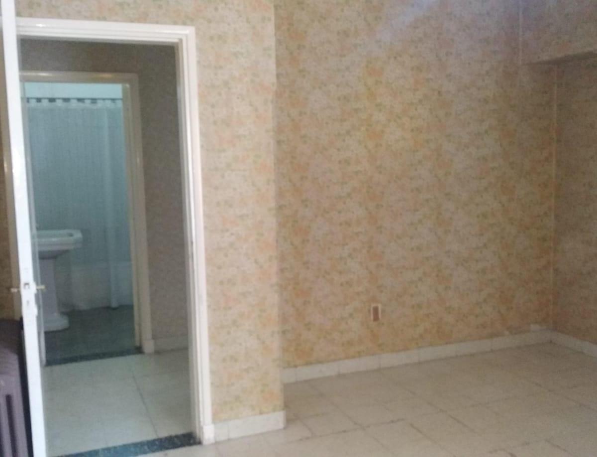 Local Comercial con Vivienda 5