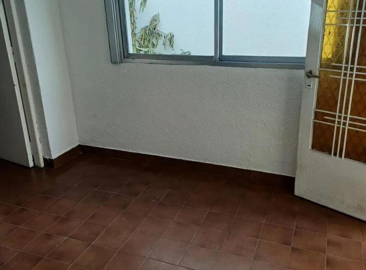 PH 3 AMBIENTES Y DEPENDENCIAS EN MONTECASTRO AL FRENTE CON PATIO Y TERRAZA 1
