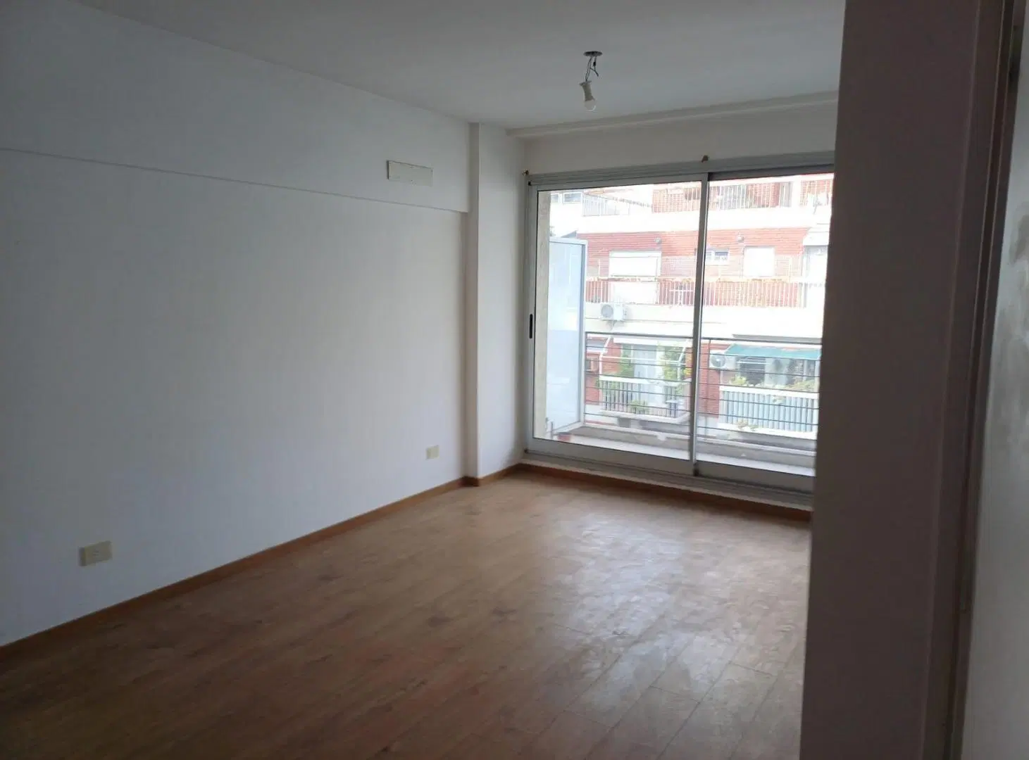 ALQUILER DEPARTAMENTO DOS AMBIENTES AL FRENTE CON BALCÓN CABALLITO ZONA PEDRO GOYENA 4