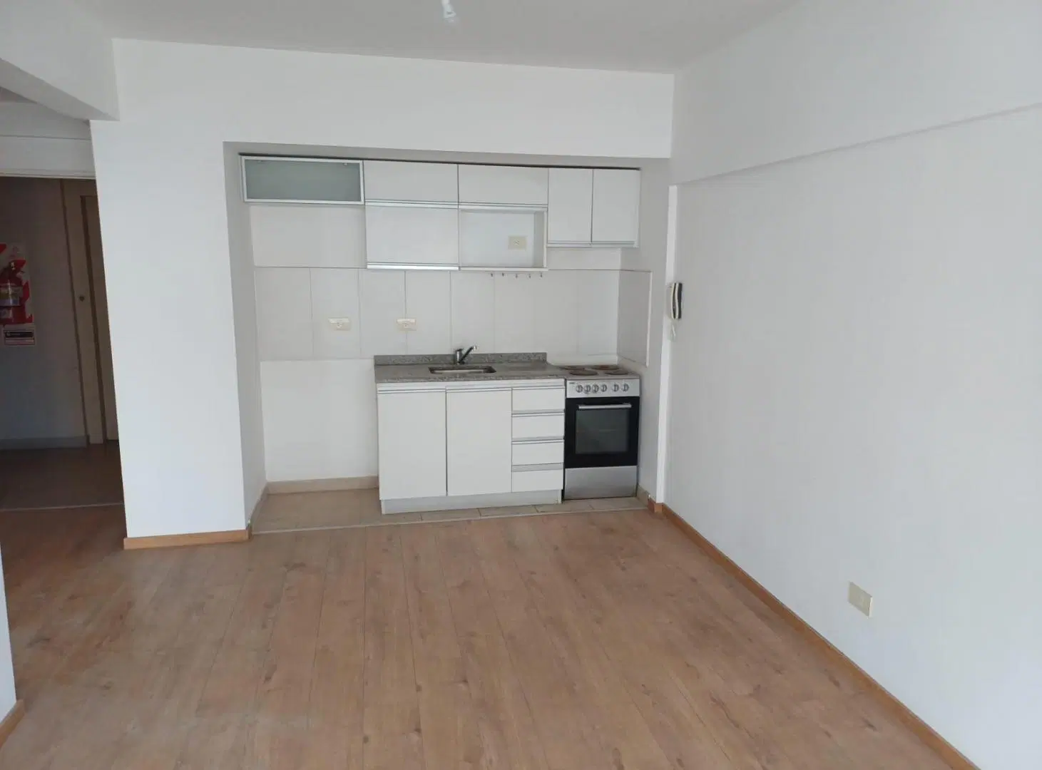 ALQUILER DEPARTAMENTO DOS AMBIENTES AL FRENTE CON BALCÓN CABALLITO ZONA PEDRO GOYENA 5