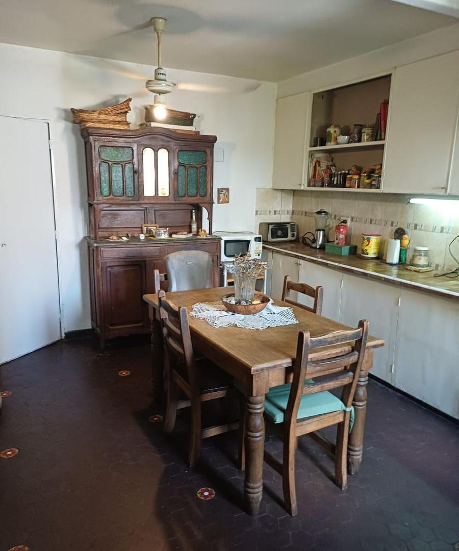 Foto de VENTA PHs 7 AMBIENTES PISOS UNO Y DOS AL FRENTE CON BALCÒN EN VILLA, imagen 4