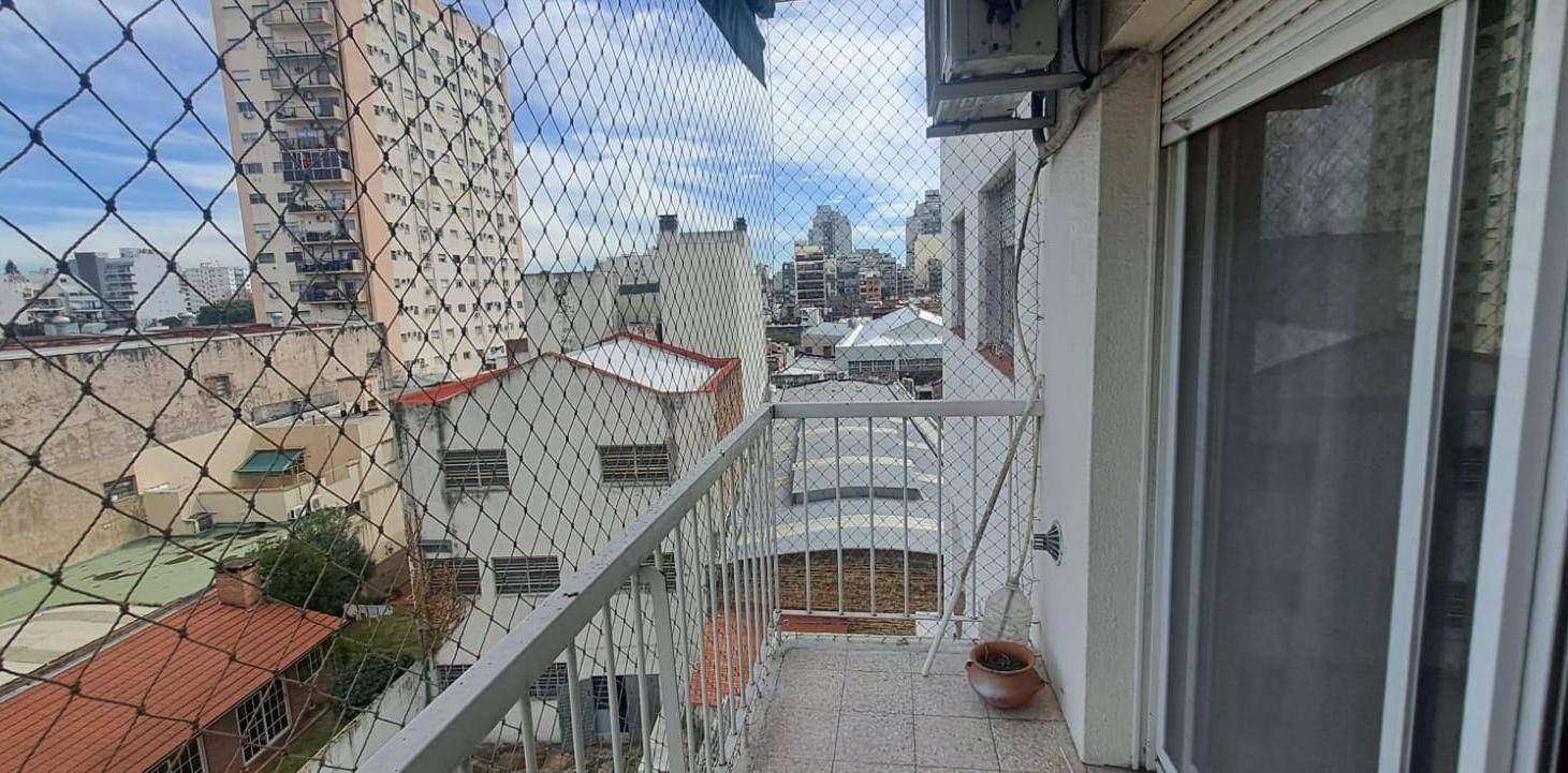 Foto de VENTA DEPARTAMENTO 4 AMBIENTES CON BALCÓN Y COCHERA AL CONTRAFRENTE EN, imagen 5