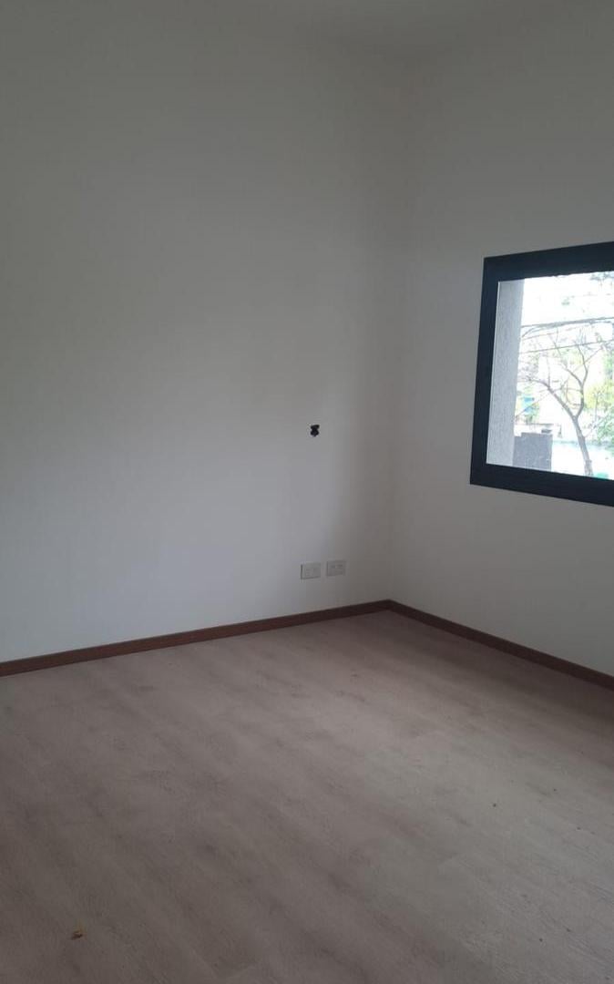 Foto de ALQUILER COMERCIAL ESQUINA EN CABALLITO SOBRE AVENIDA DOS PLANTAS CON, imagen 4