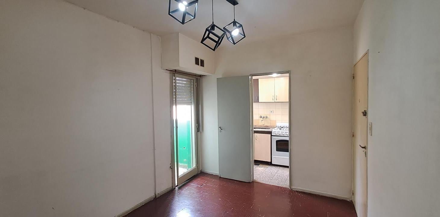 Foto de ALQUILER DEPARTAMENTO DOS AMBIENTES CON PATIO EN PATERNAL, imagen 2