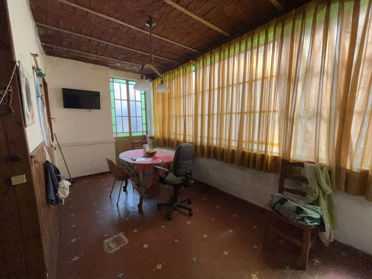 Casa a reciclar- Lote propio-Venta-Parque Chacabuco 5