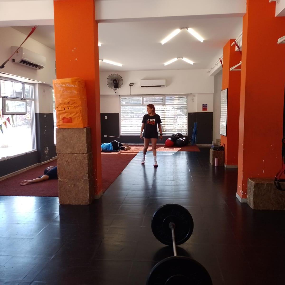 Venta de Excelente Local Comercial en Moron de 219 m² Totales 2